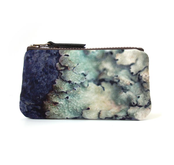 Image of Blue lichen, velvet zipper purse