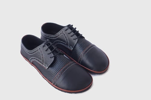 Image of Toecap Brogued Derby in Black and Brown