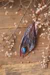 Vera ala di cicala elettroformata in rame con labradorite blu