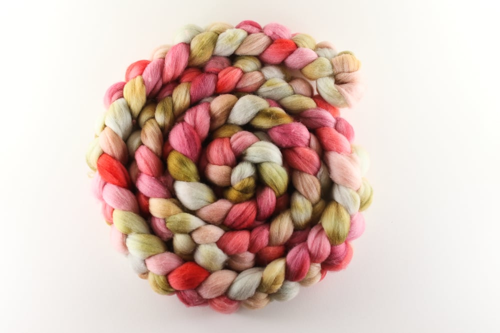 Image of (Club members only) February Fiber Club 🌸 Hanami 🌸 Polwarth (PRE-ORDER)