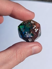 Image 8 of Bold Rainbow Gem Cut D20 Single