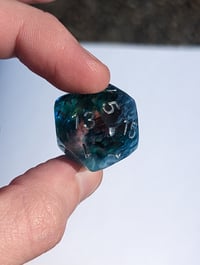 Image 4 of Brilliant Rainbow Gem Cut D20 Single