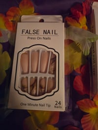 Image 10 of nanaz nails