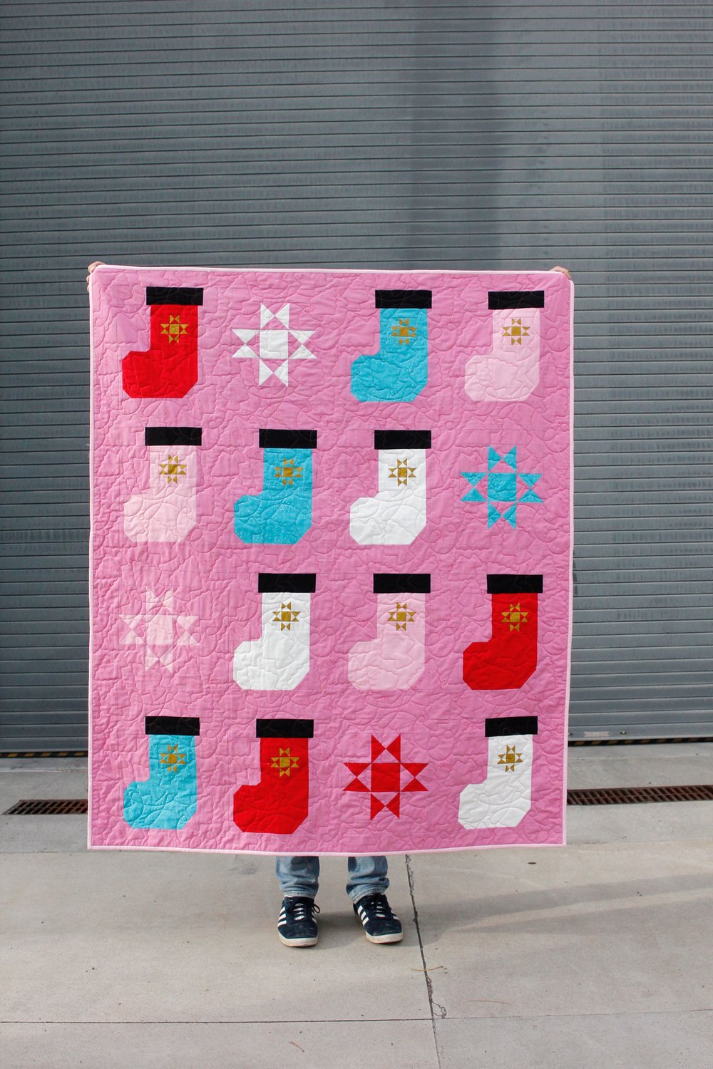 Image of the STAR STOCKING QUILT Pattern PDF