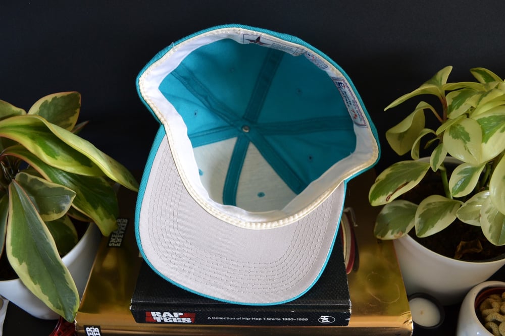 Image of Vintage 1990's Florida Marlins Sports Specialties Plain Logo Fitted Hat Sz.7-5/8