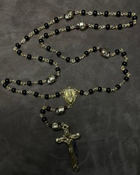 Image 1 of Guard Your Heart Knife Rosary Gold