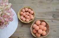 Boules de laine feutrée rose orangé pour les loisirs créatifs et Diy