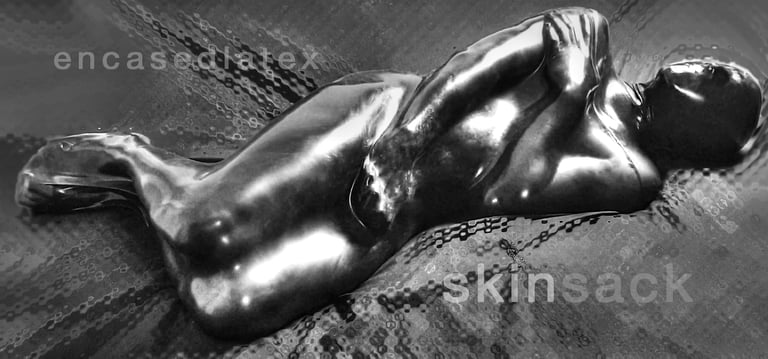 [IN STOCK] Vacuum Skinsack for 5ft9(approx) Metallic Grey 0.40mm + FREE HOOD Image 3