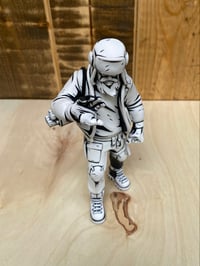 Image 3 of 001/001 WHITE OUT RESIN ART TOY