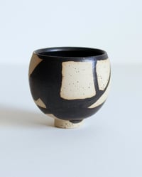 Image 2 of Circle Cup - Black Wave