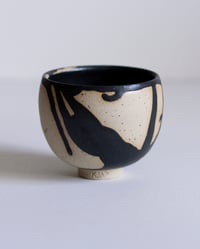 Image 4 of Circle Cup - Black Wave