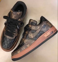 Image 1 of LV AF1 (different color selections)