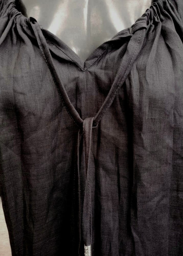 Image of Pure Linen Peasant Top - Charcoal (3/4 sleeve)