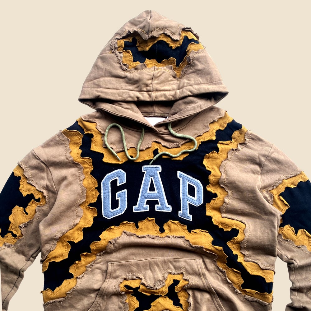 REWORKED GAP CRACKED MOCHA HOODIE SIZE L