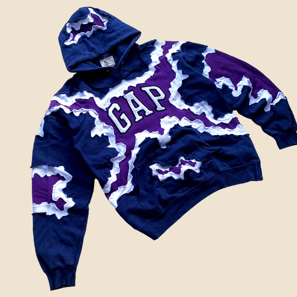 REWORKED GAP CRACKED NAVY WHITE PURPLE HOODIE SIZE M