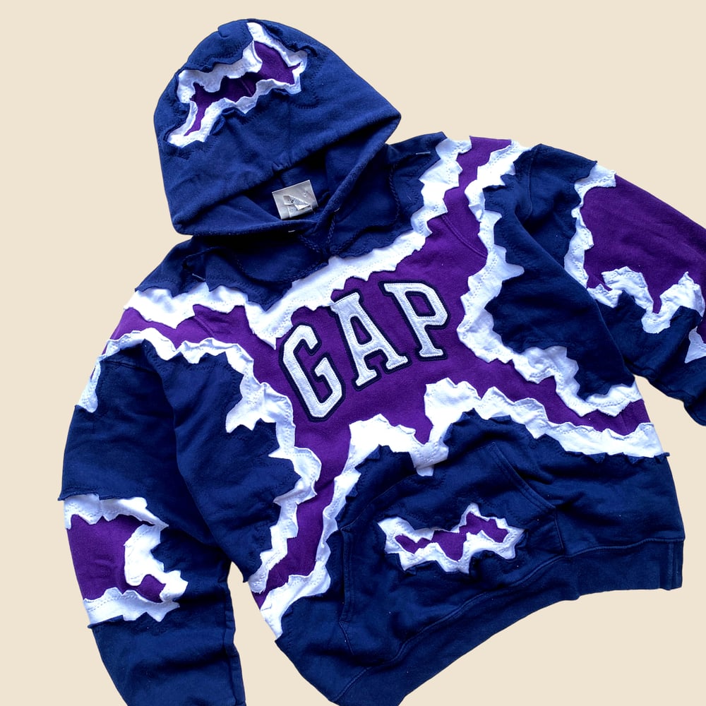 REWORKED GAP CRACKED NAVY WHITE PURPLE HOODIE SIZE M