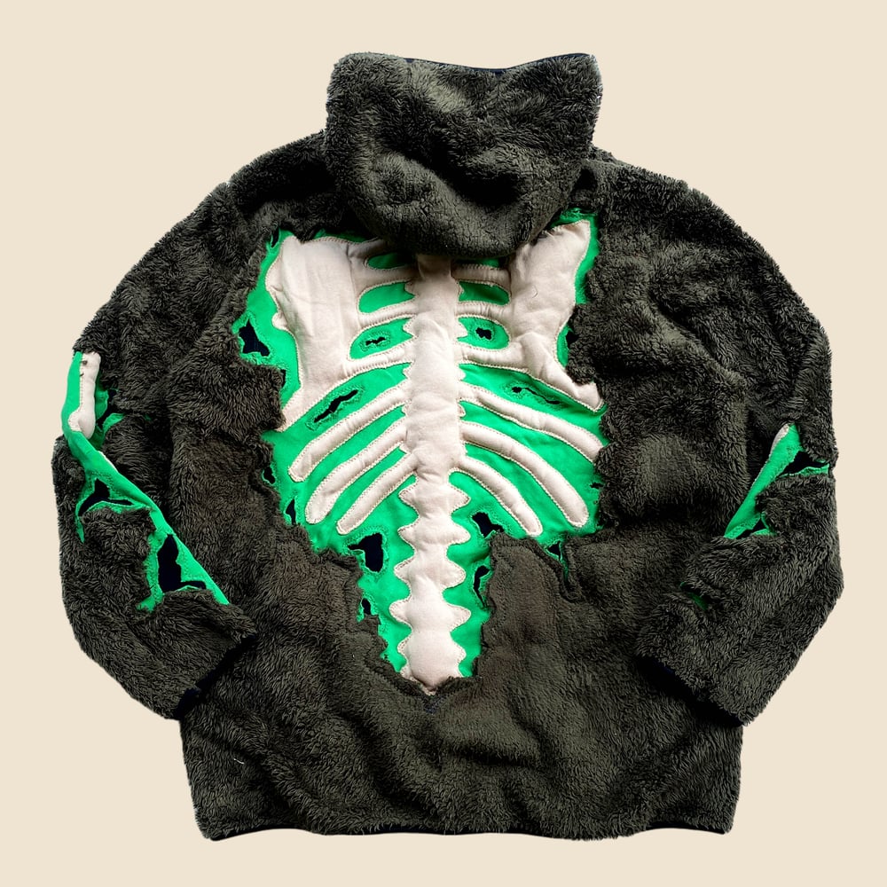 REWORKED NIKE 3D PUFF SKELETON SHERPA JACKET SIZE L/XL