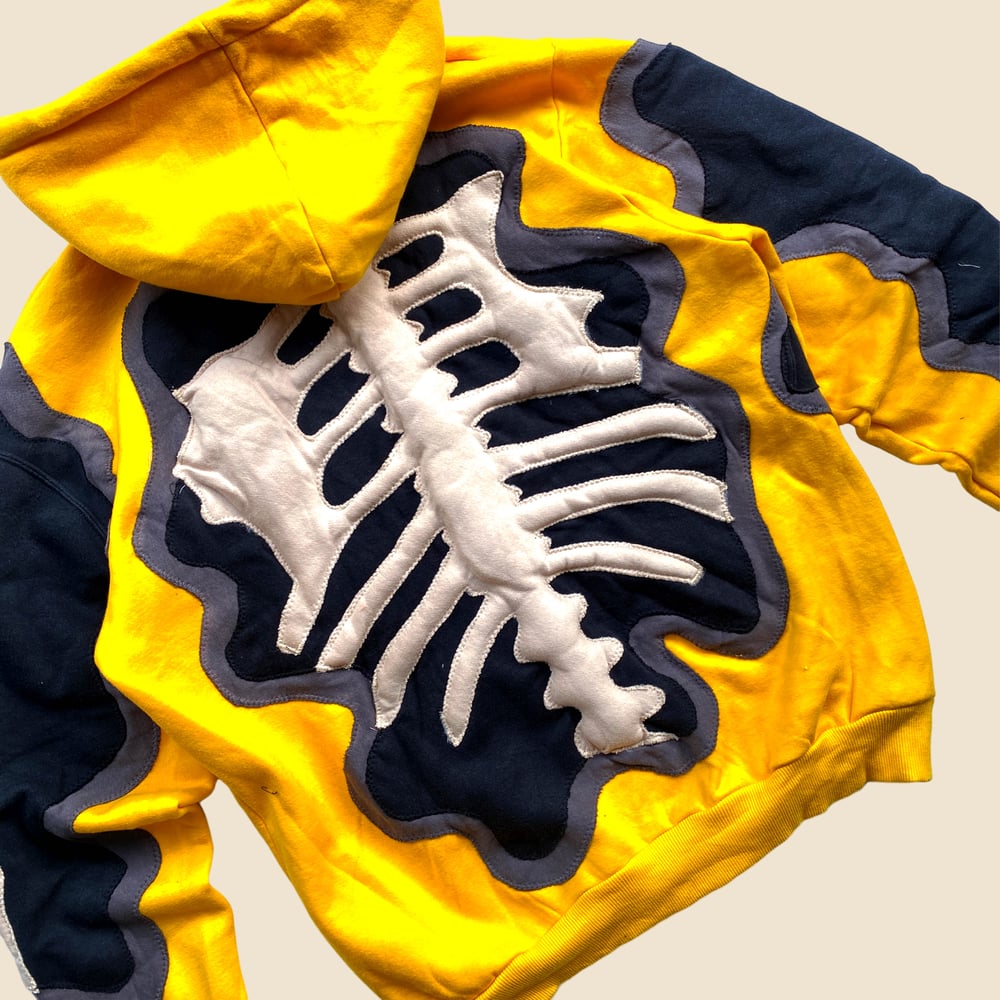 REWORKED NIKE FLOW 3D PUFF SKELETON YELLOW HOODIE SIZE M