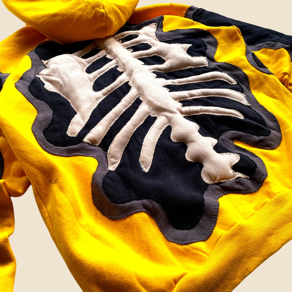 REWORKED NIKE FLOW 3D PUFF SKELETON YELLOW HOODIE SIZE M