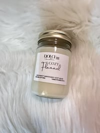 Image 2 of Flannel soy candle