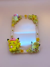 Image 3 of Pikachu Magnetic Decoden Photocard Frame