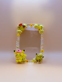 Image 2 of Pikachu Magnetic Decoden Photocard Frame