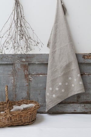 Image of Torchon lin naturel fleurettes (TRCHNFLEURET1)
