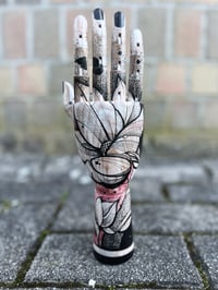 • HandooZ Flow1 X Custom Hand •