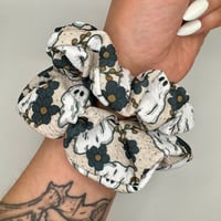 Image 2 of Scrunchies | 7
