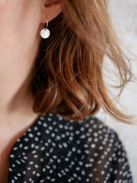 Image 6 of Mini Créoles KEI Or/Argent