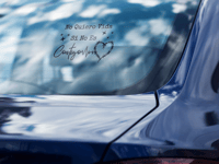 Image 2 of No Quiero Vida Car Decal(2 pack)