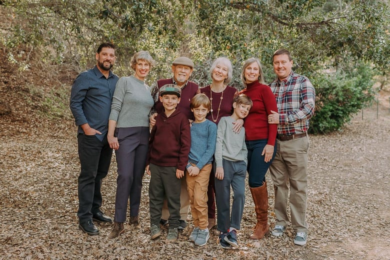 Image of Extended Family Session - 03/22/24