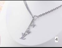 Image 4 of Necklaces (Silver)