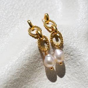 Image of ANNIE EARRINGS