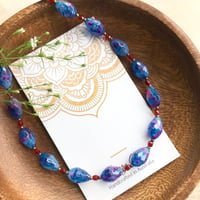 Image 1 of Blue and Red Speckled Teardrop Glass Beaded Choker Necklace