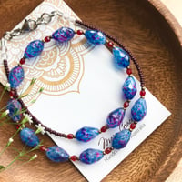Image 2 of Blue and Red Speckled Teardrop Glass Beaded Choker Necklace