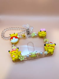 Image 2 of [PRE-ORDER] Pikachu Decoden Horizontal Photocard Holder Keychain