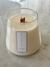 Image 2 of Porcelain No 16 X Wooden Wick Soy Candle