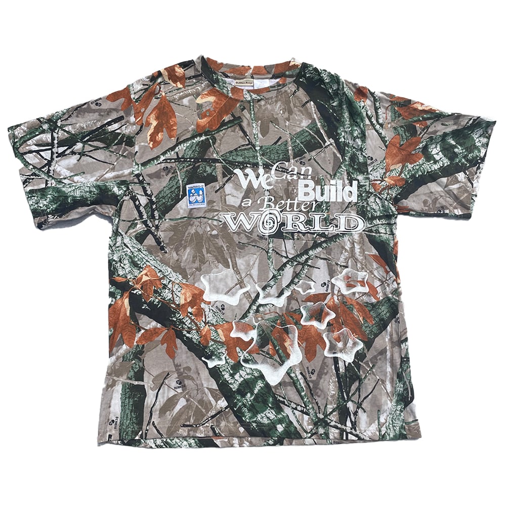 WE CAN BUILD A BETTER WORLD - Camo tee