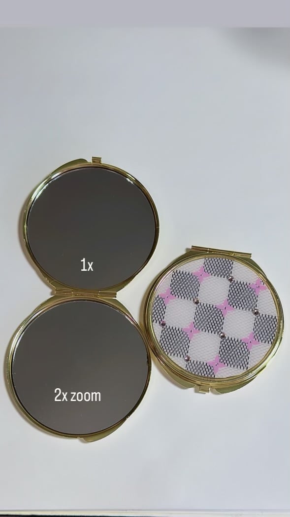 Image of Checkered mirror 