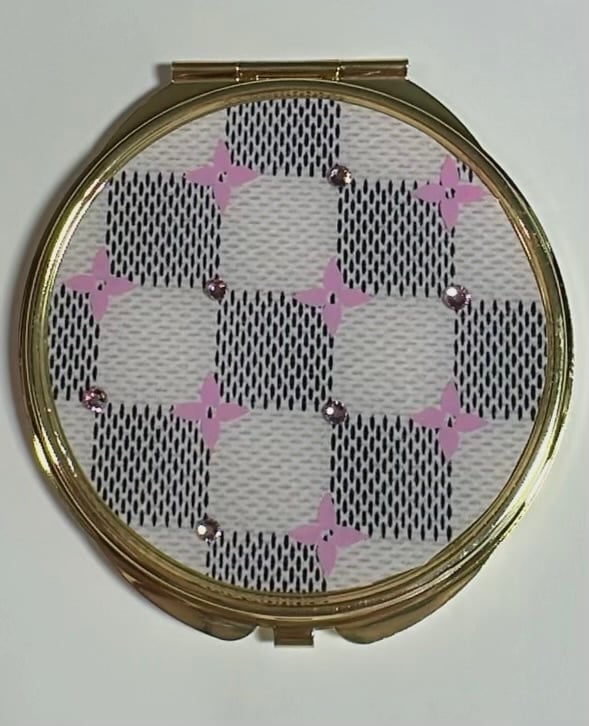 Image of Checkered mirror 