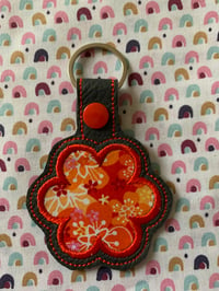 Porte clés Fleur appliquée 3