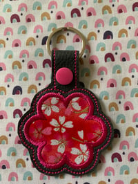 Porte clés Fleur appliquée 6