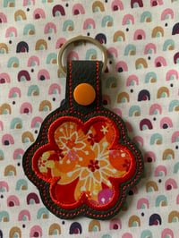 Porte clés Fleur appliquée 9