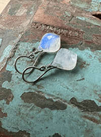 Image 10 of Moonstone earrings/ n