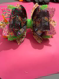 Image 4 of MTV Neon bow