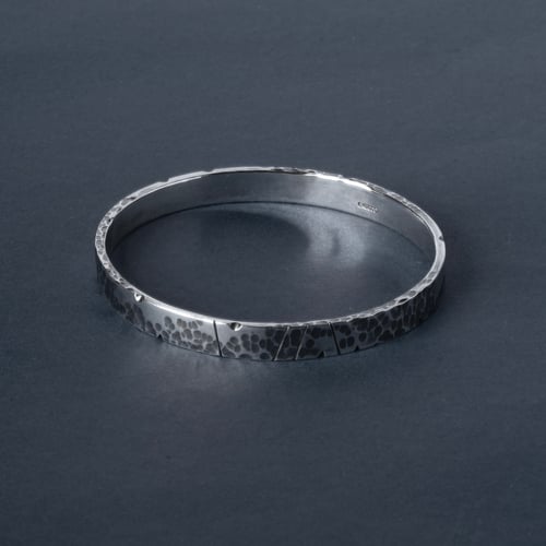 Image of NOTCHED Hammered Bangle