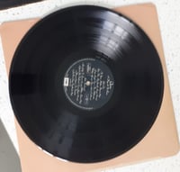Image 3 of Queen LP 1976