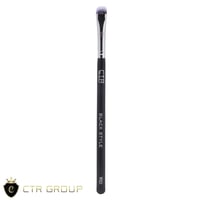 Image 2 of Eye shadow and concealer brush CTR W501