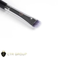 Image 1 of Eye shadow and concealer brush CTR W501